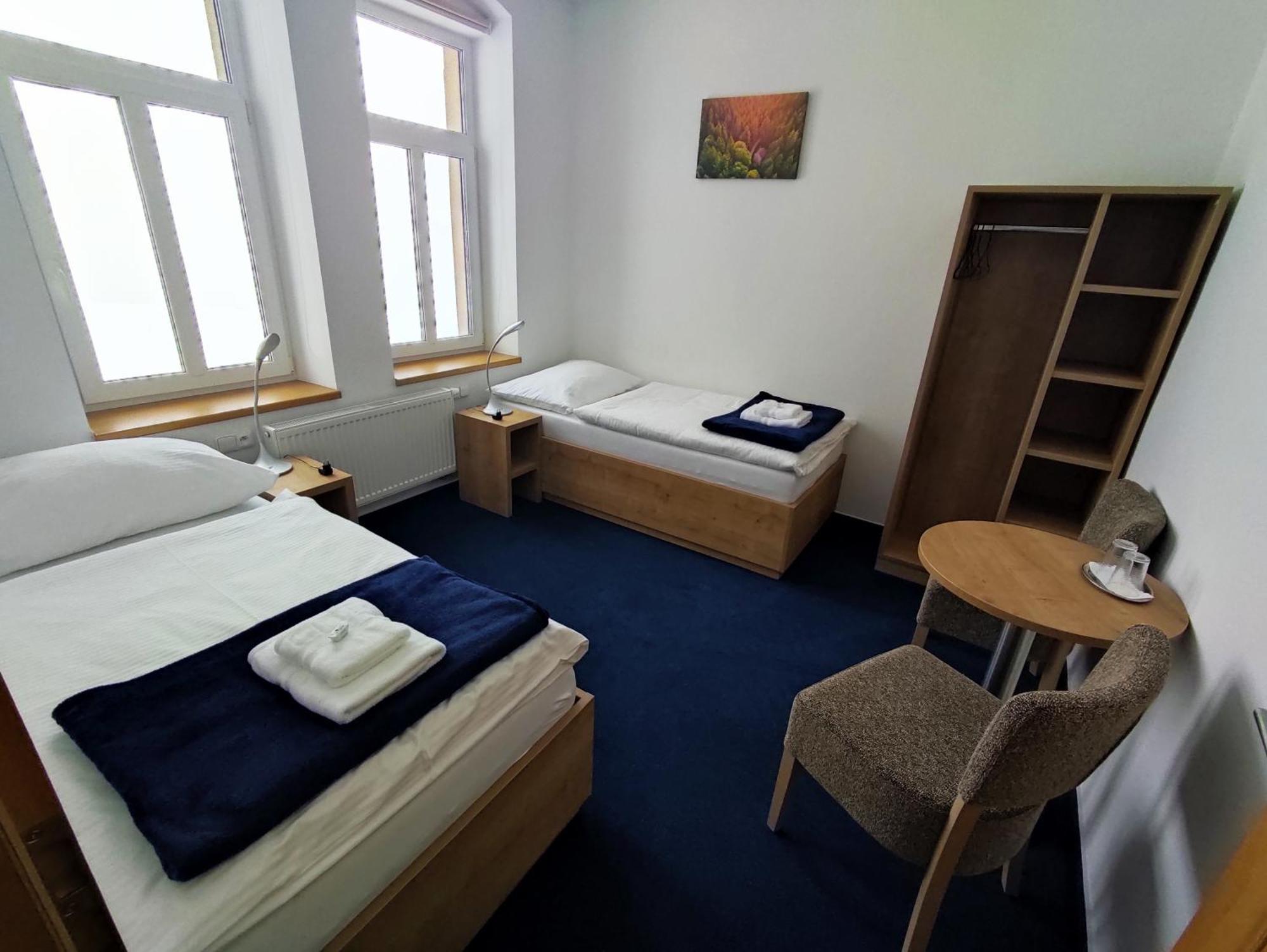 Hotel Poutni Dum Кралики Экстерьер фото